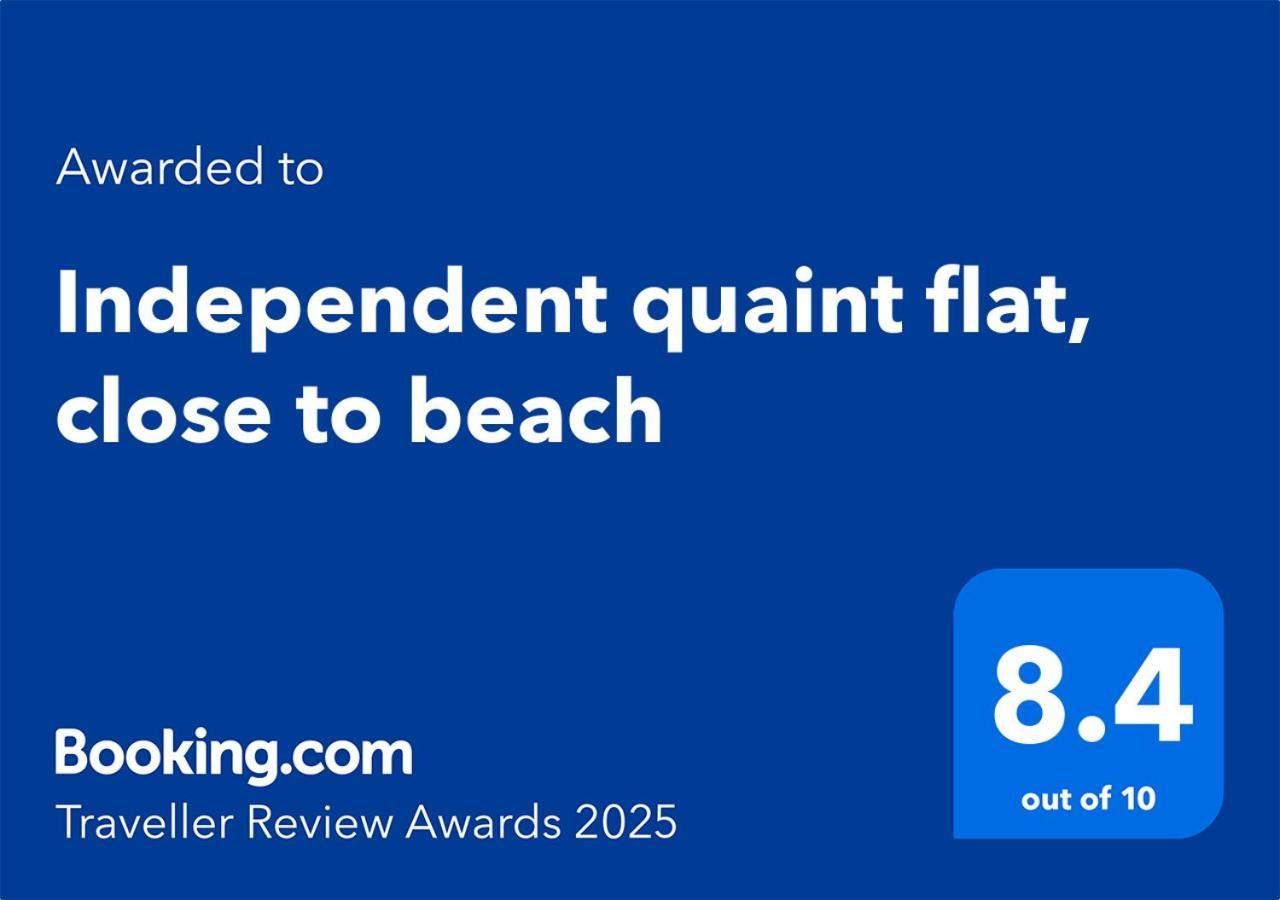 Independent Quaint Flat, Close To Beach ケープタウン エクステリア 写真