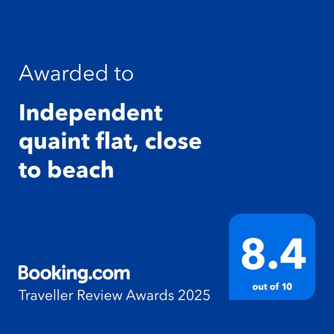 Independent Quaint Flat, Close To Beach ケープタウン エクステリア 写真